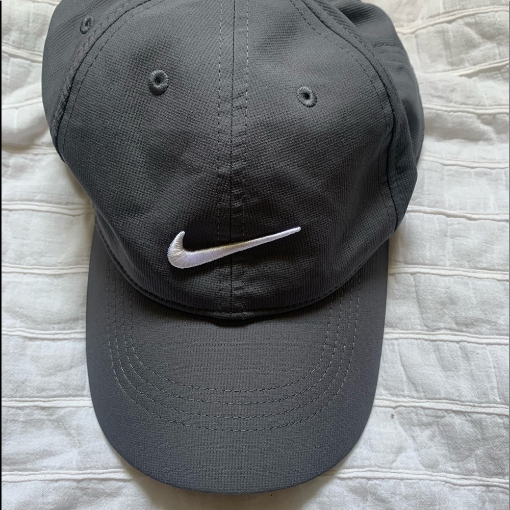 Gray Drifit Nike hat